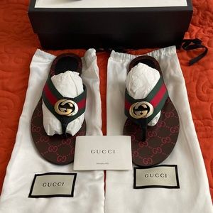 Brand new gucci slides size 38.5